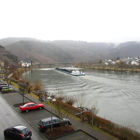 Mosel Panorama Zell an der Mosel Quarto foto